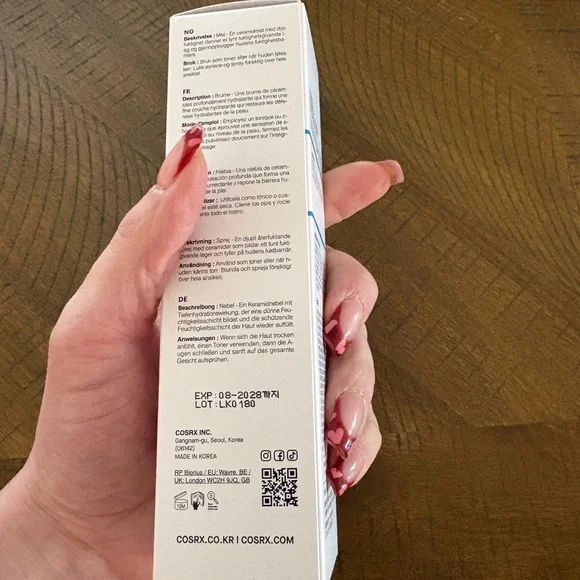 COSRX Ceramide Skin Barrier Moisturizing Mist - White and Blue - Picture 2 of 4